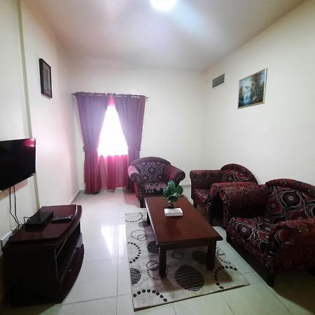Al Reem Hotel Apartments Sharjah Exterior foto
