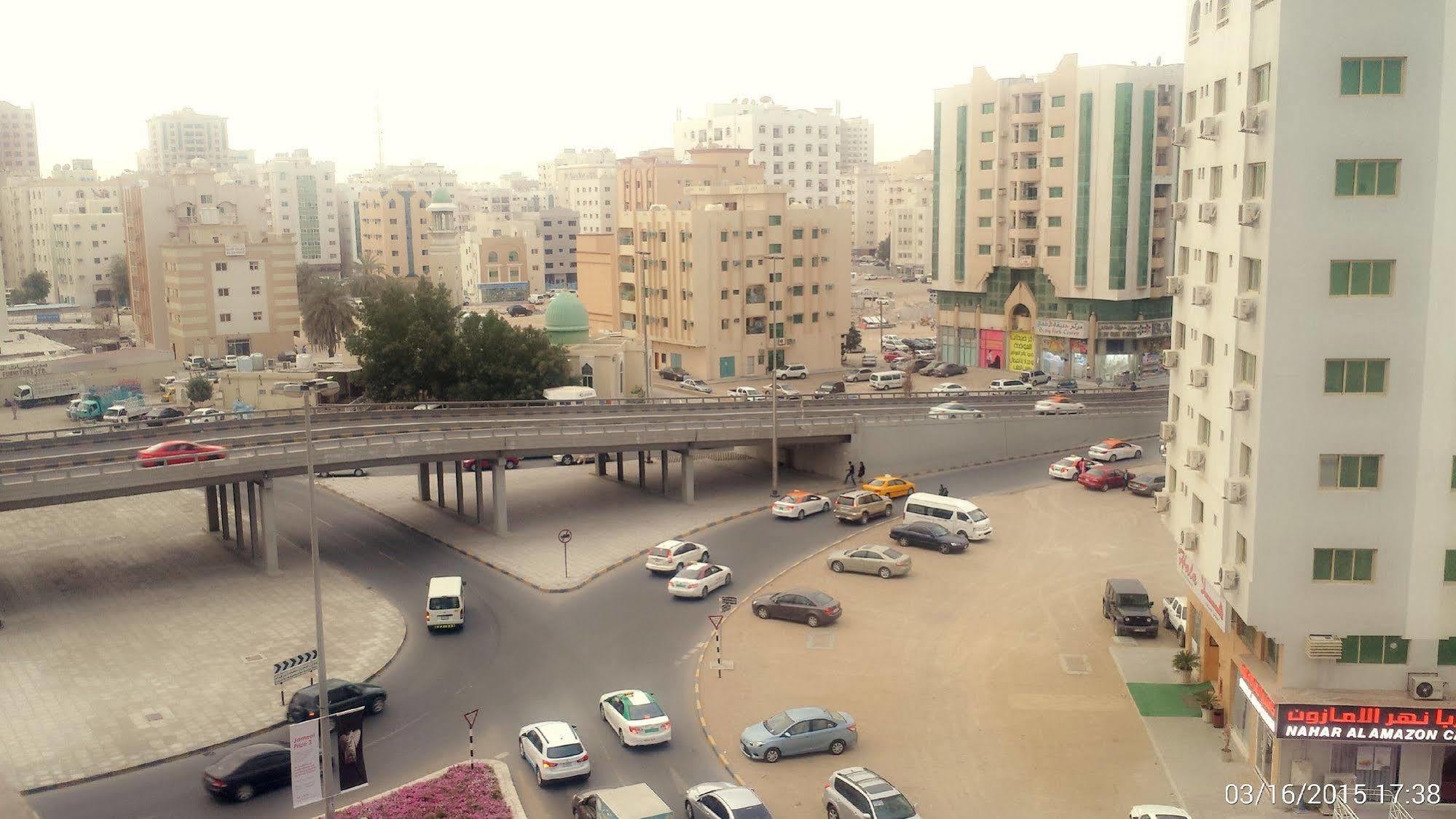 Al Reem Hotel Apartments Sharjah Exterior foto